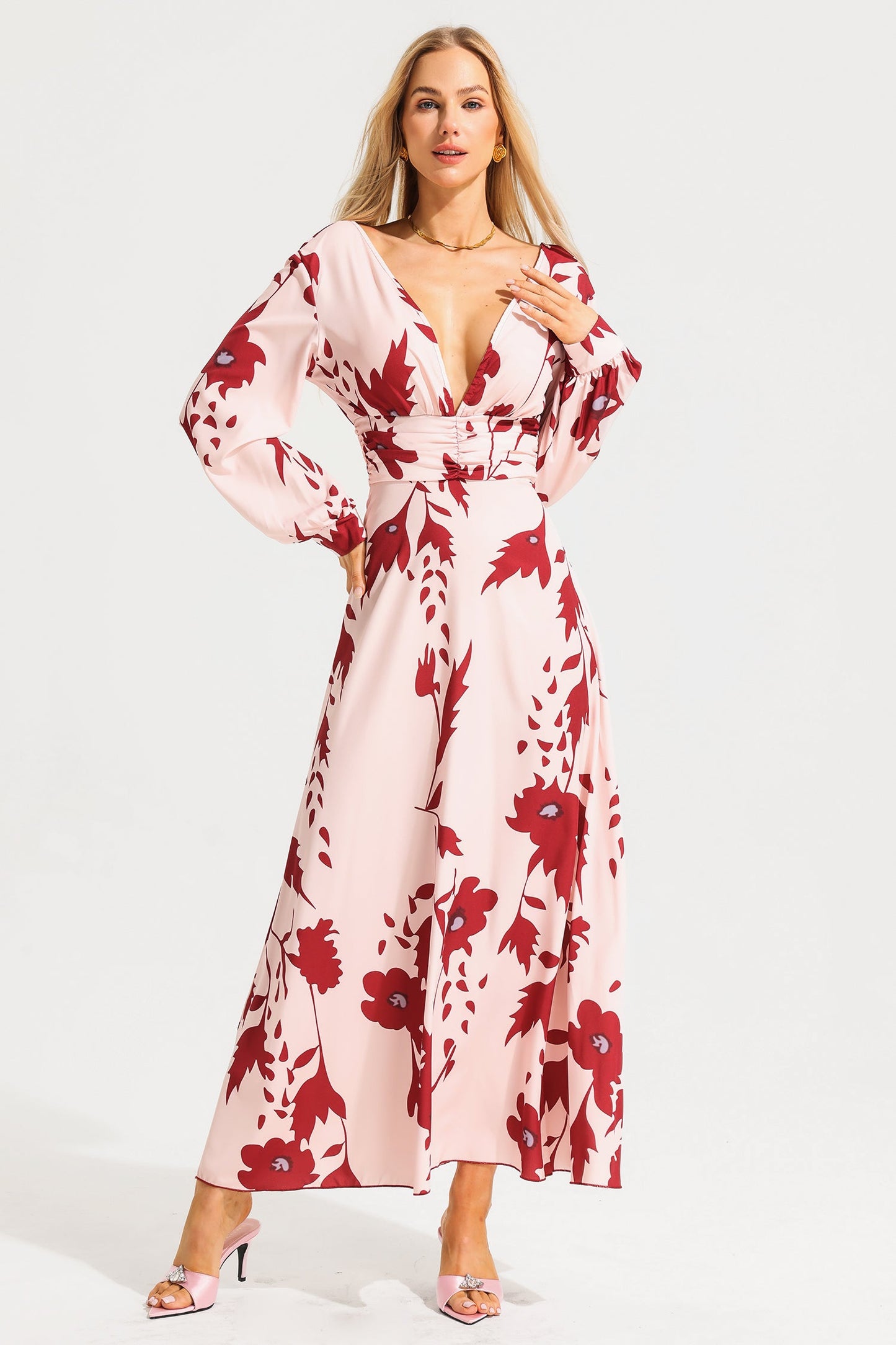 Classic Vintage & Enduringly Stylish Dress