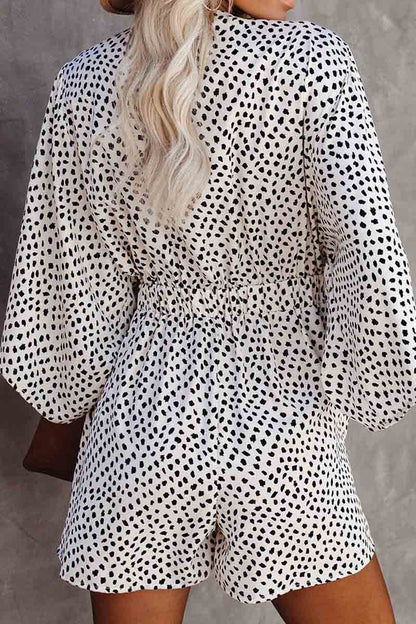 Effortlessly Elegant Garment with a Timeless Design
