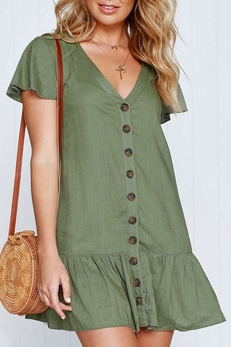 Effortlessly Elegant Dress with a Timeless Design