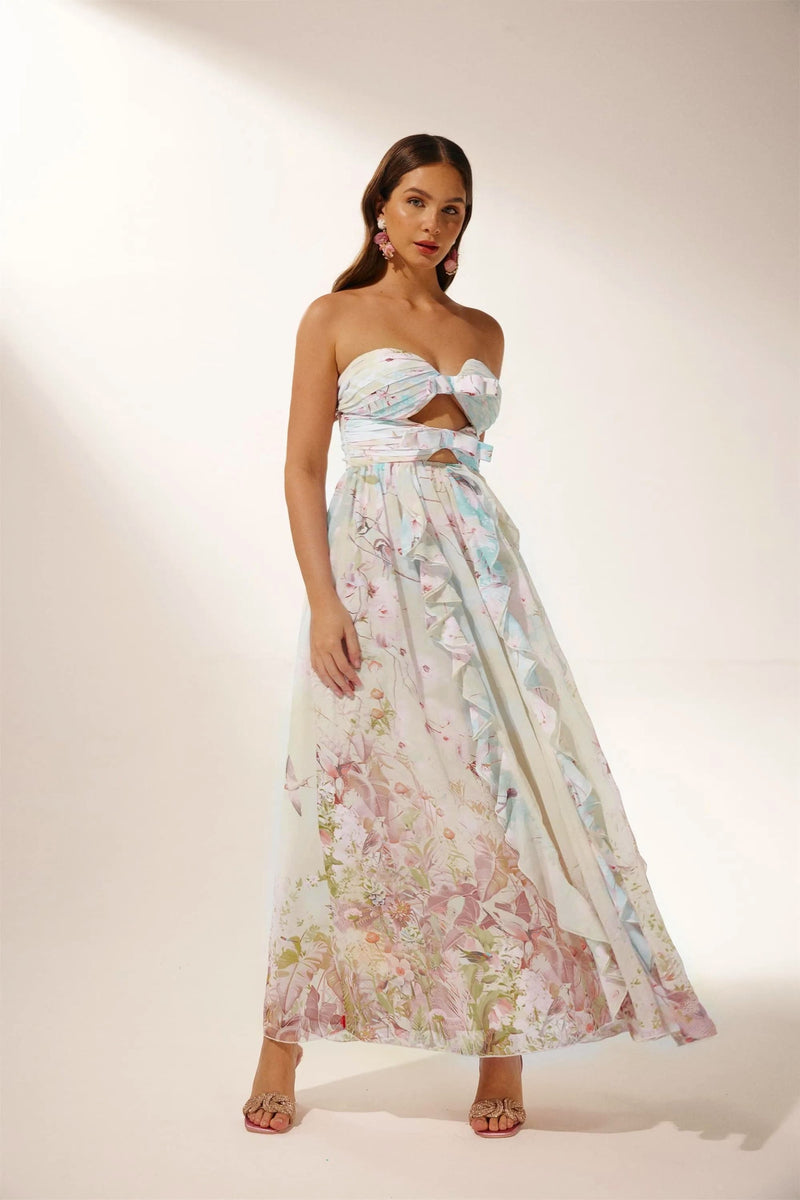 Classic Vintage & Enduringly Stylish Dress