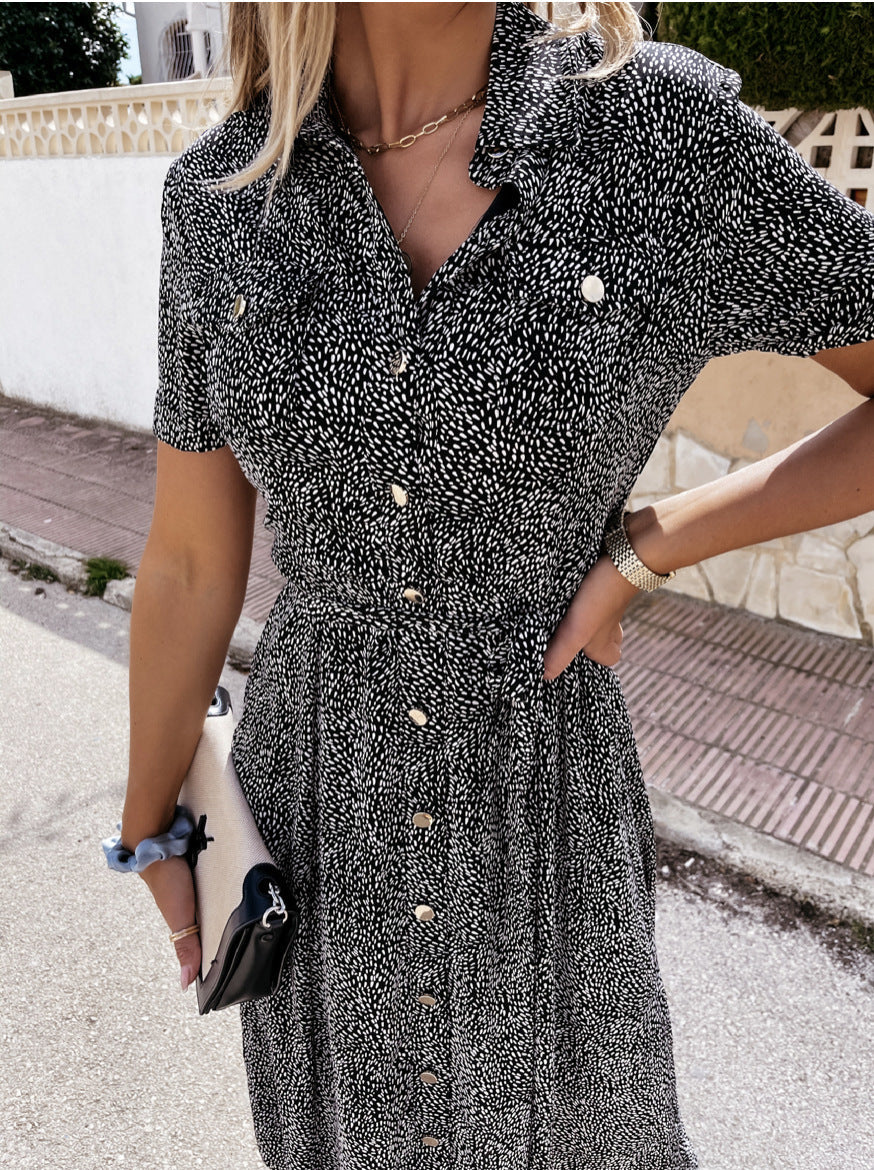 Classic Vintage Dress with a Flattering Fit