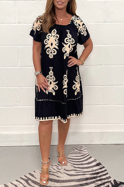 Polished Dress with an Effortless Classic Look