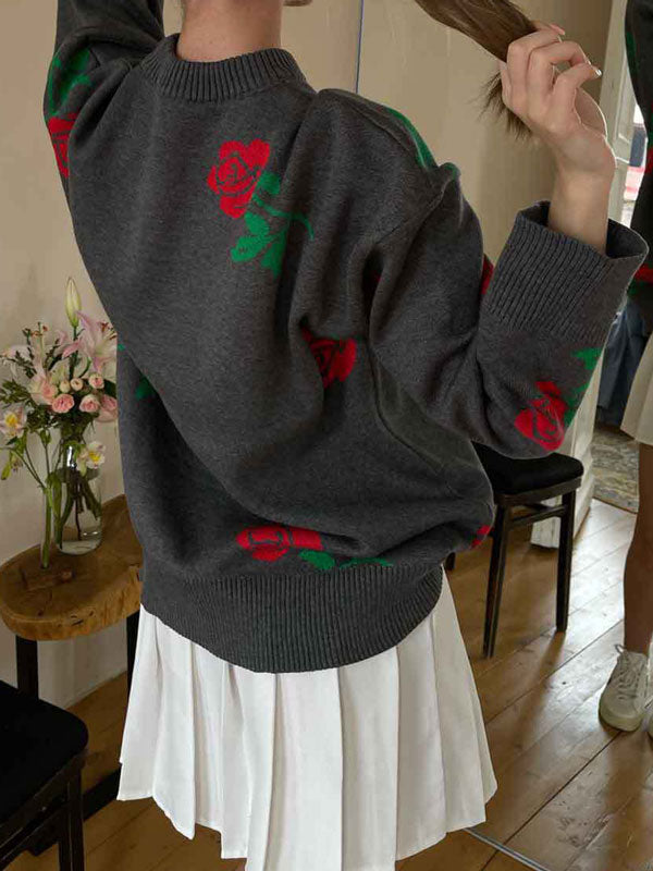 Classic Vintage Sweater with a Flattering Fit