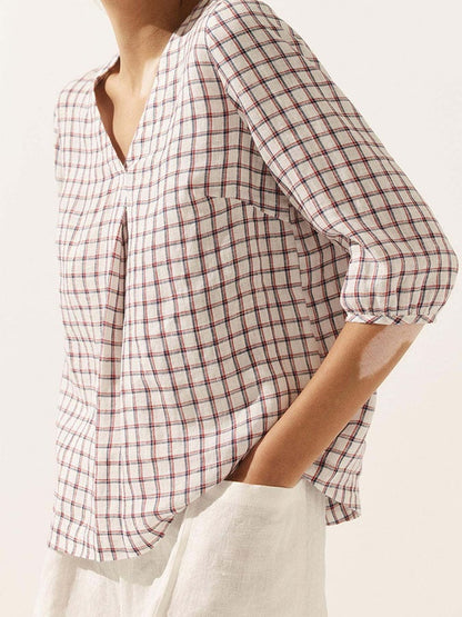 Classic Vintage Top with a Flattering Fit