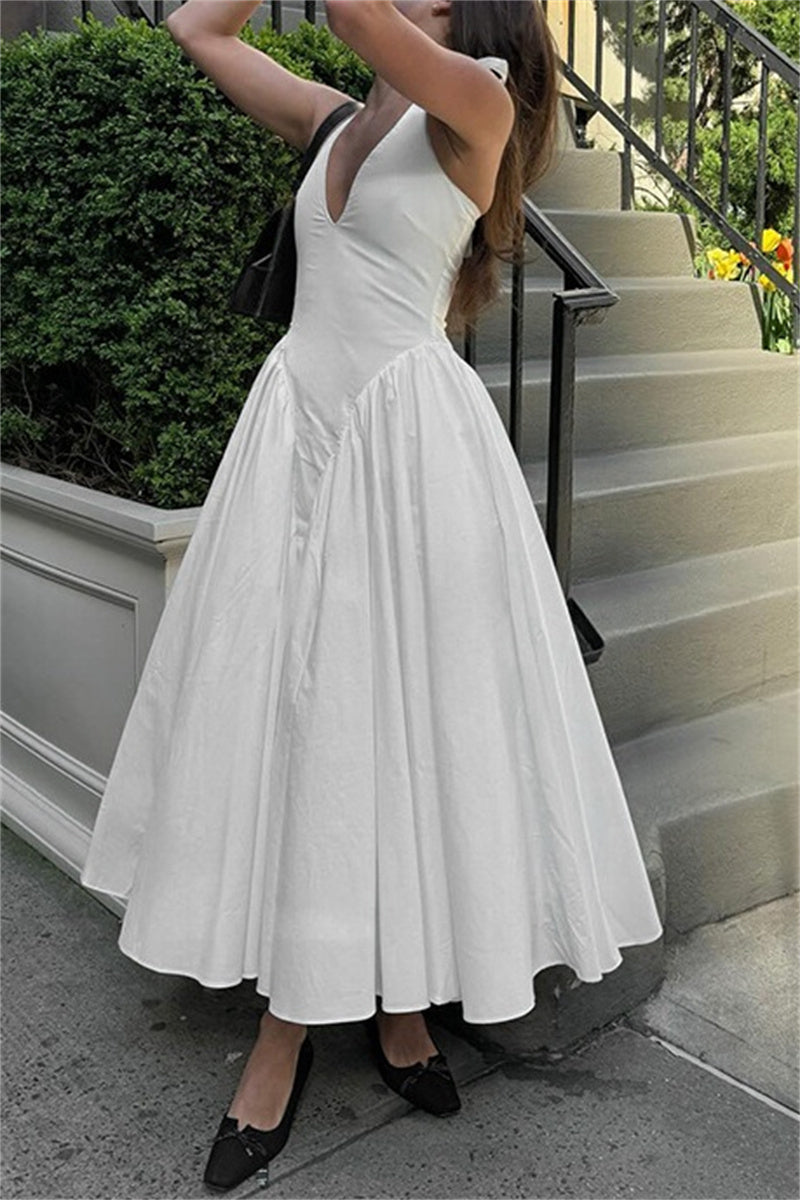Beautifully Crafted Dress in a Classic Style