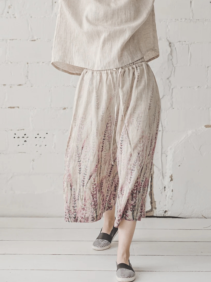 A Vintage Style Pants with Delicate Timeless Details