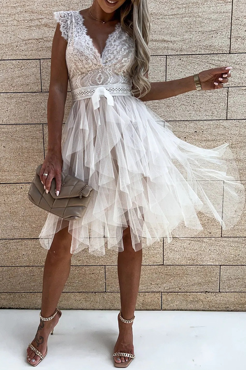 Gracefully Styled Dress for Any Occasion