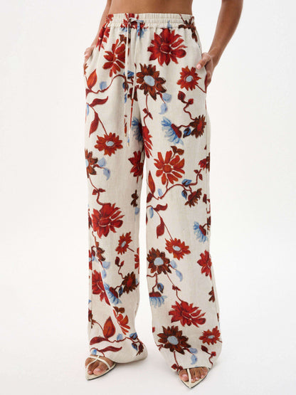 Classic Vintage Pants with a Flattering Fit
