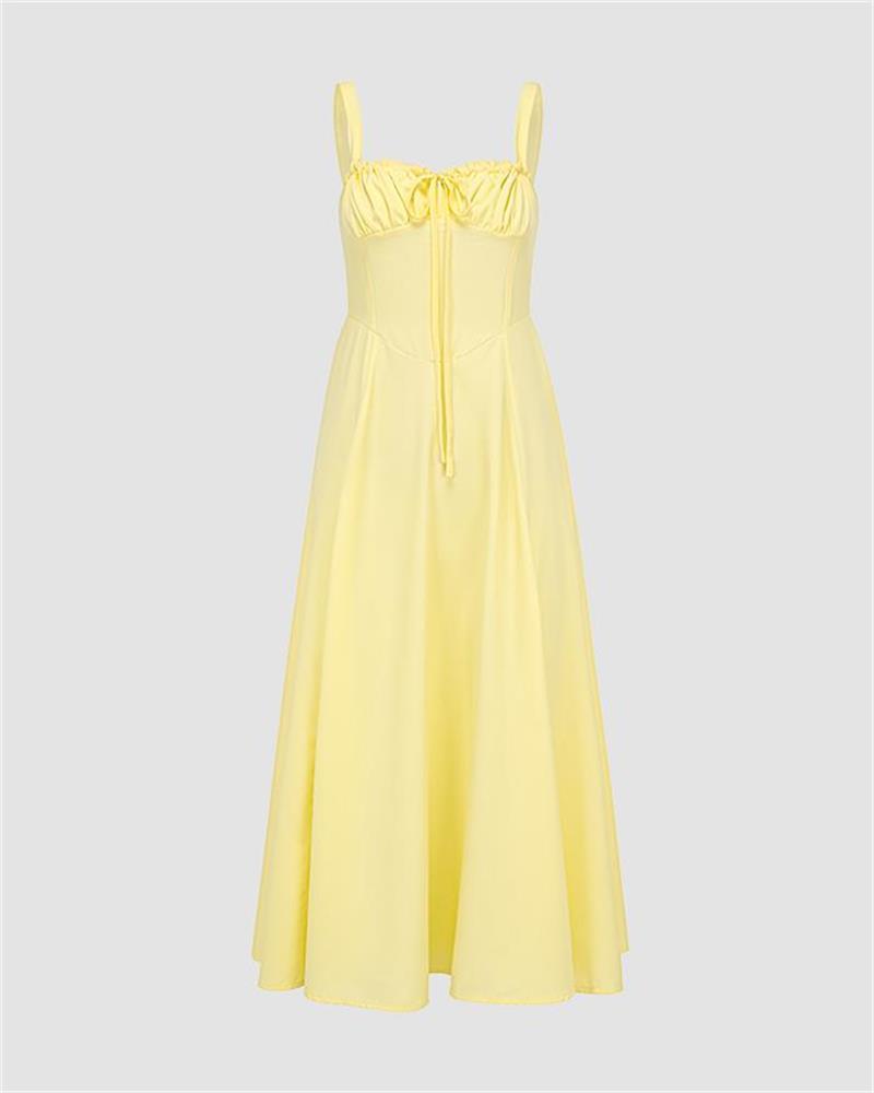 Sophisticated Dress with a Clean Classic Look
