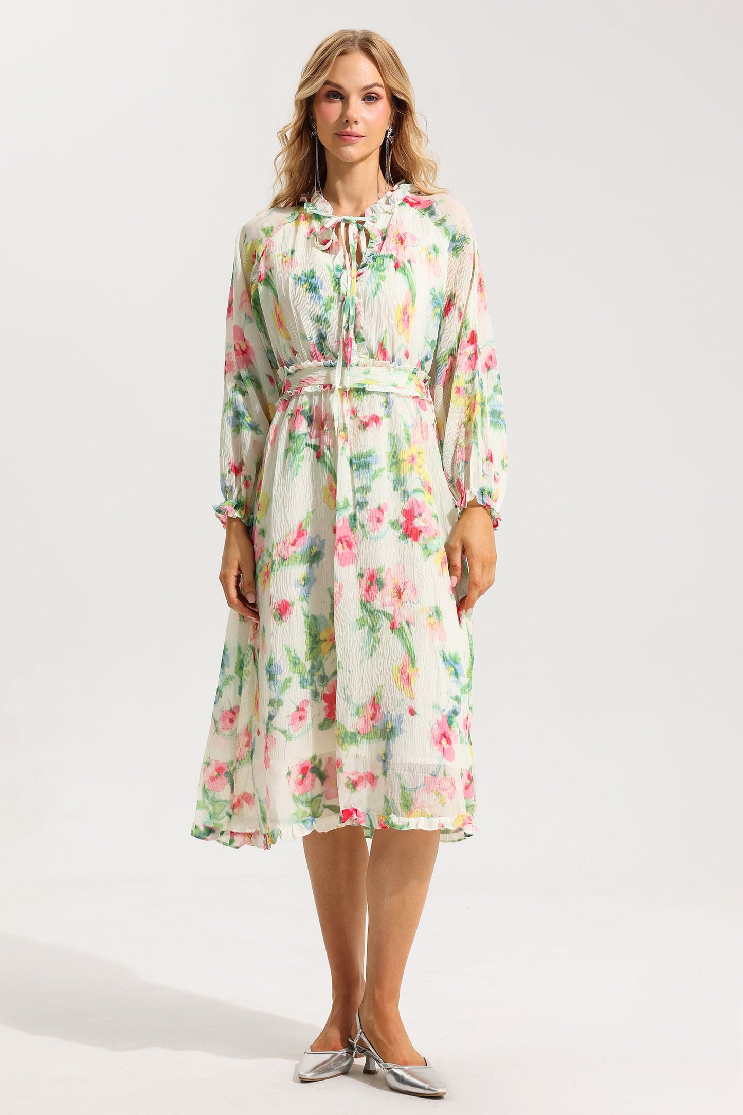 Sophisticated Dress with a Clean Classic Look