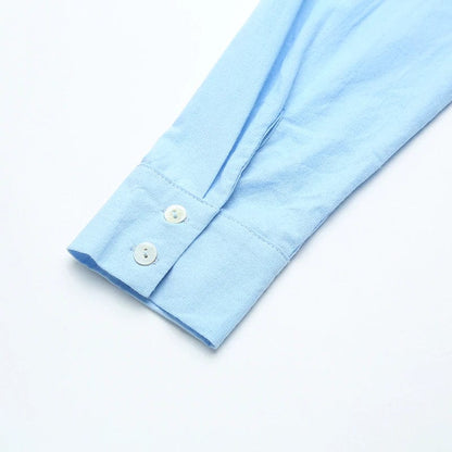 Classic Vintage Blouse with a Flattering Fit