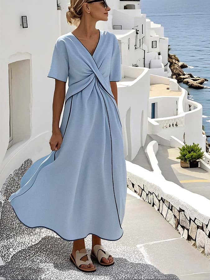 Beautifully Crafted Dress in a Classic Style