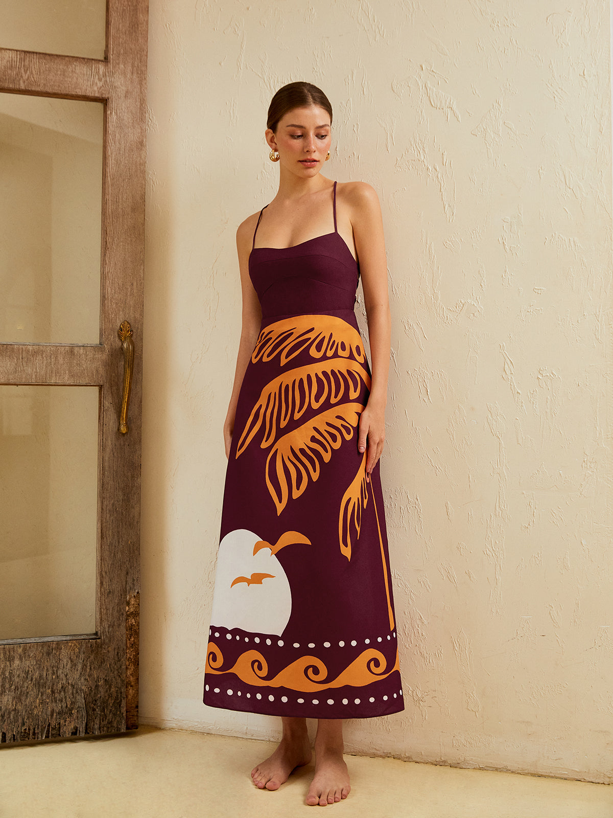 Gracefully Styled Dress for Any Occasion