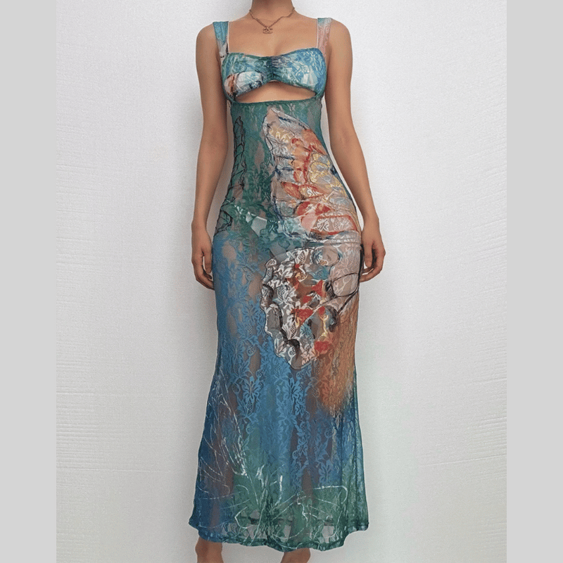 A Vintage Style Dress with Delicate Timeless Details