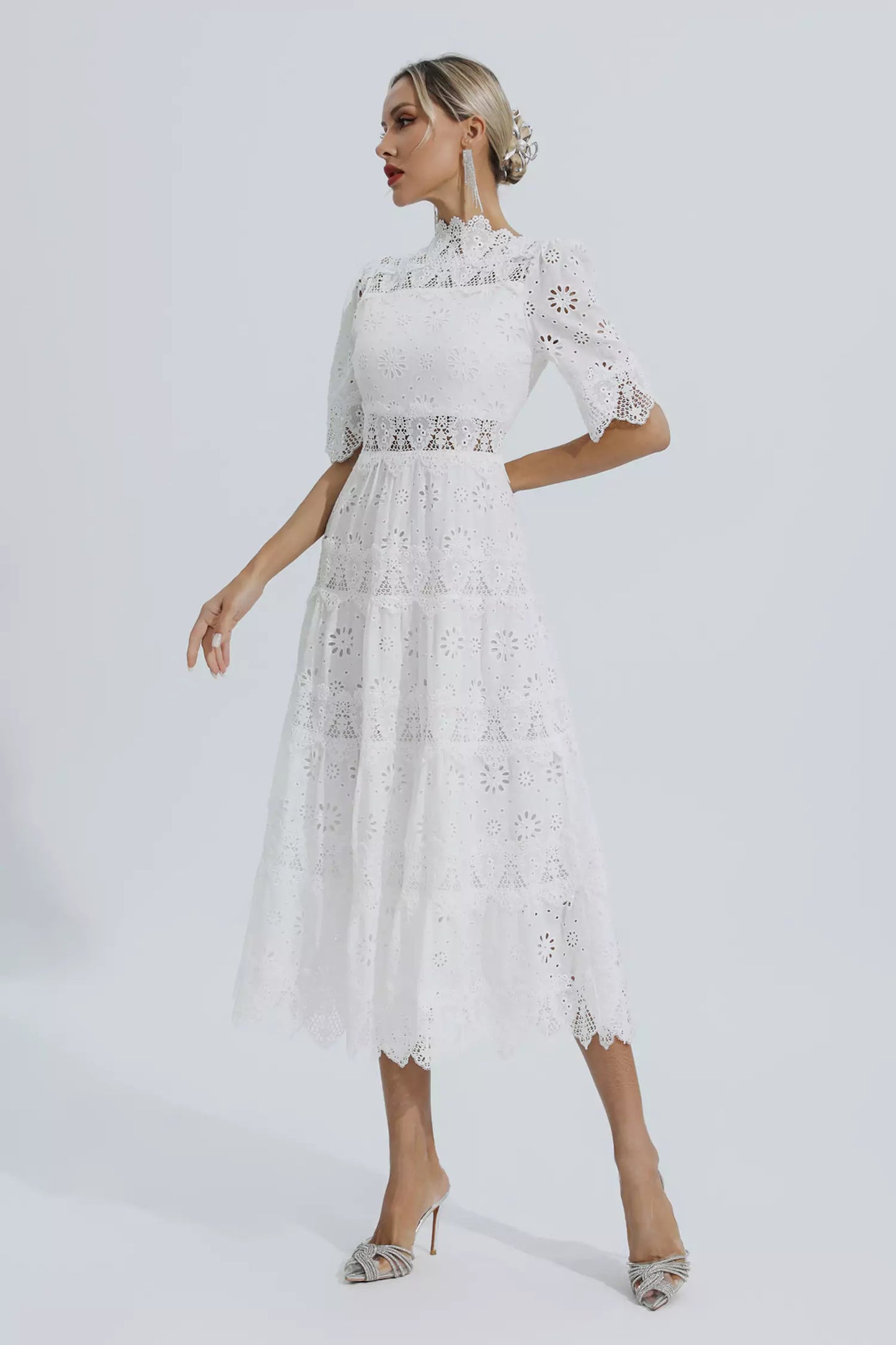 Classic Vintage Dress with a Flattering Fit
