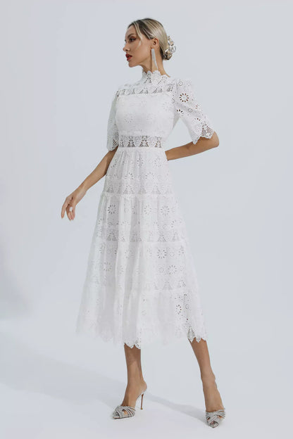 Classic Vintage Dress with a Flattering Fit