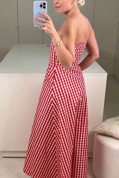 Classic Vintage & Enduringly Stylish Dress
