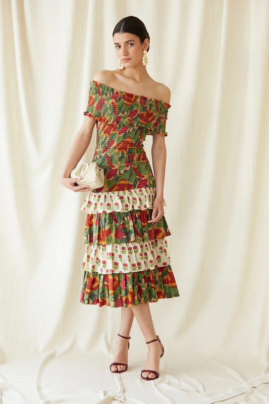 Polished Dress with an Effortless Classic Look
