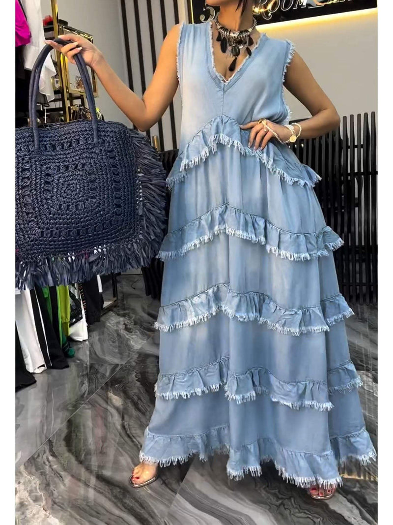 Beautifully Crafted Dress in a Classic Style