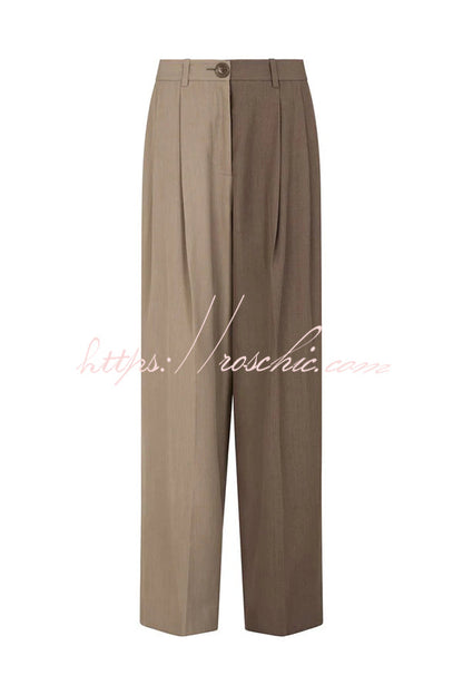 Effortlessly Elegant Pants with a Timeless Design