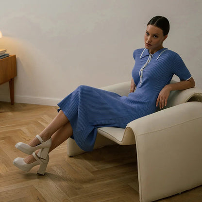 Classic Vintage Dress with a Flattering Fit