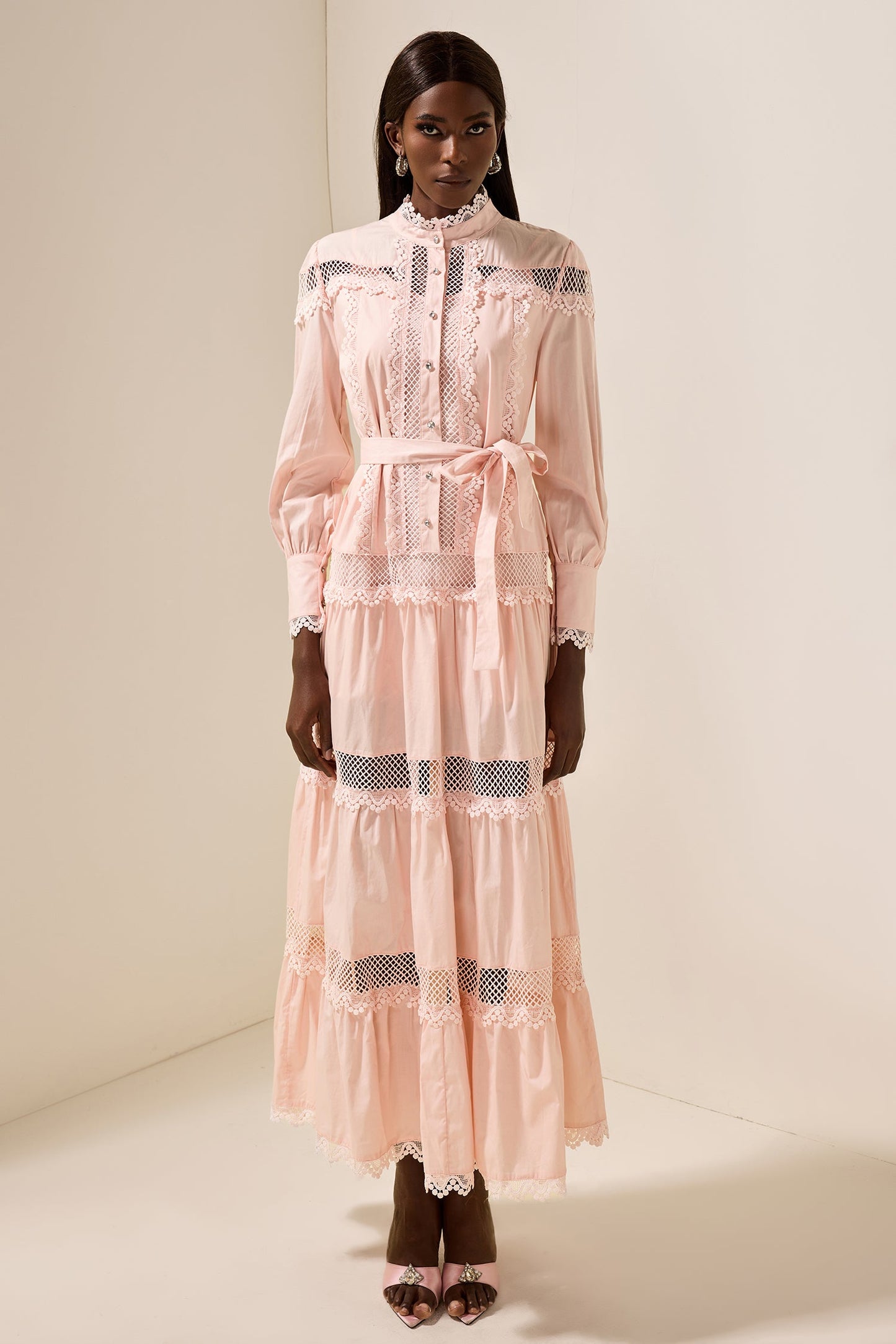 Beautifully Finished Dress in a Timeless Design