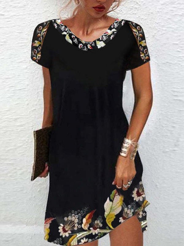 Classic Vintage Dress with a Flattering Fit