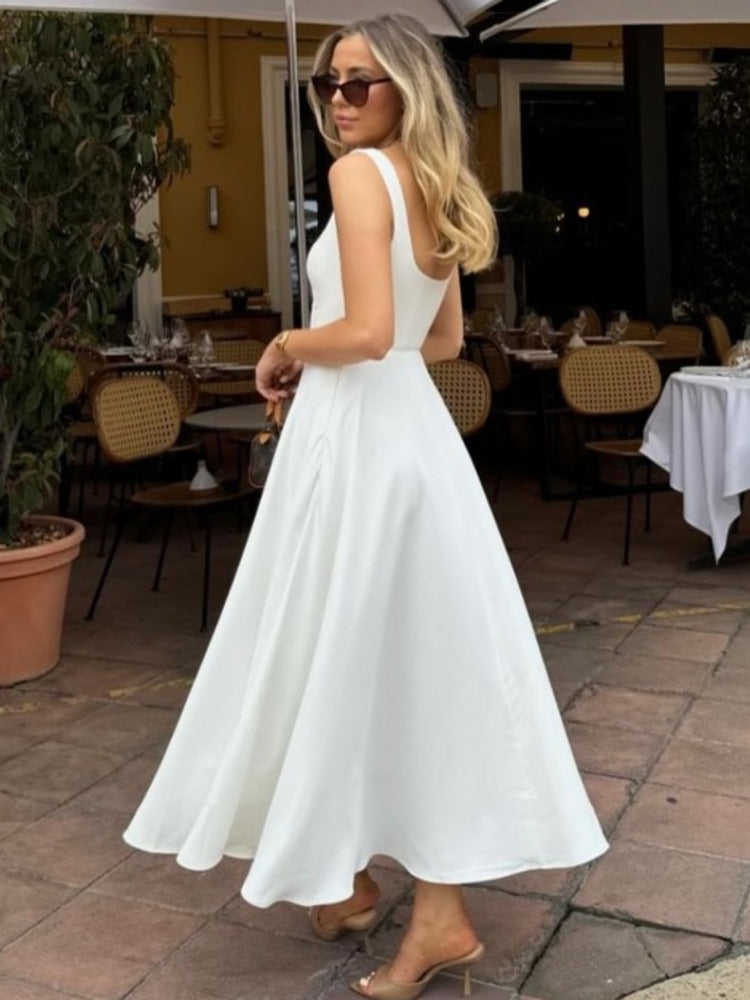 Polished Dress with an Effortless Classic Look