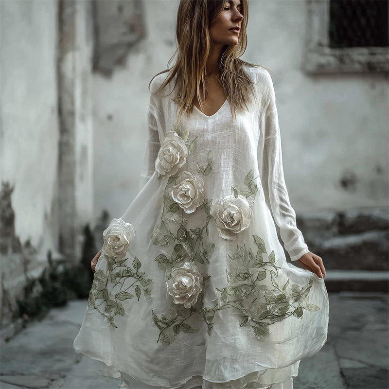 Beautifully Finished Dress in a Timeless Design