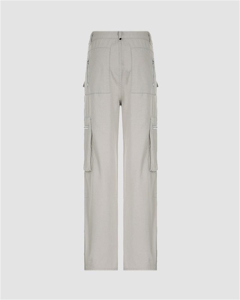 Well Tailored Pants with a Graceful Silhouette