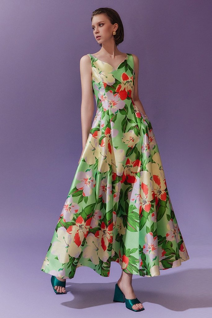 Elegantly Styled Dress for Everyday Wear