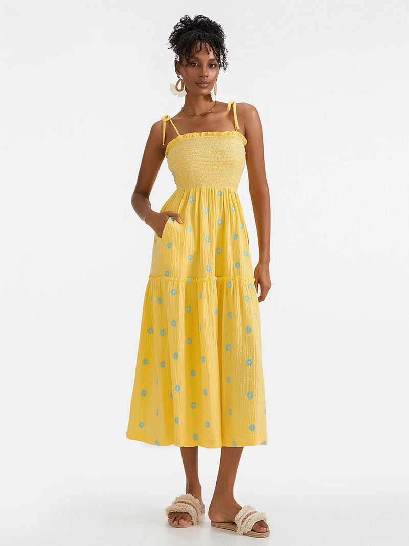 Gracefully Styled Dress for Any Occasion