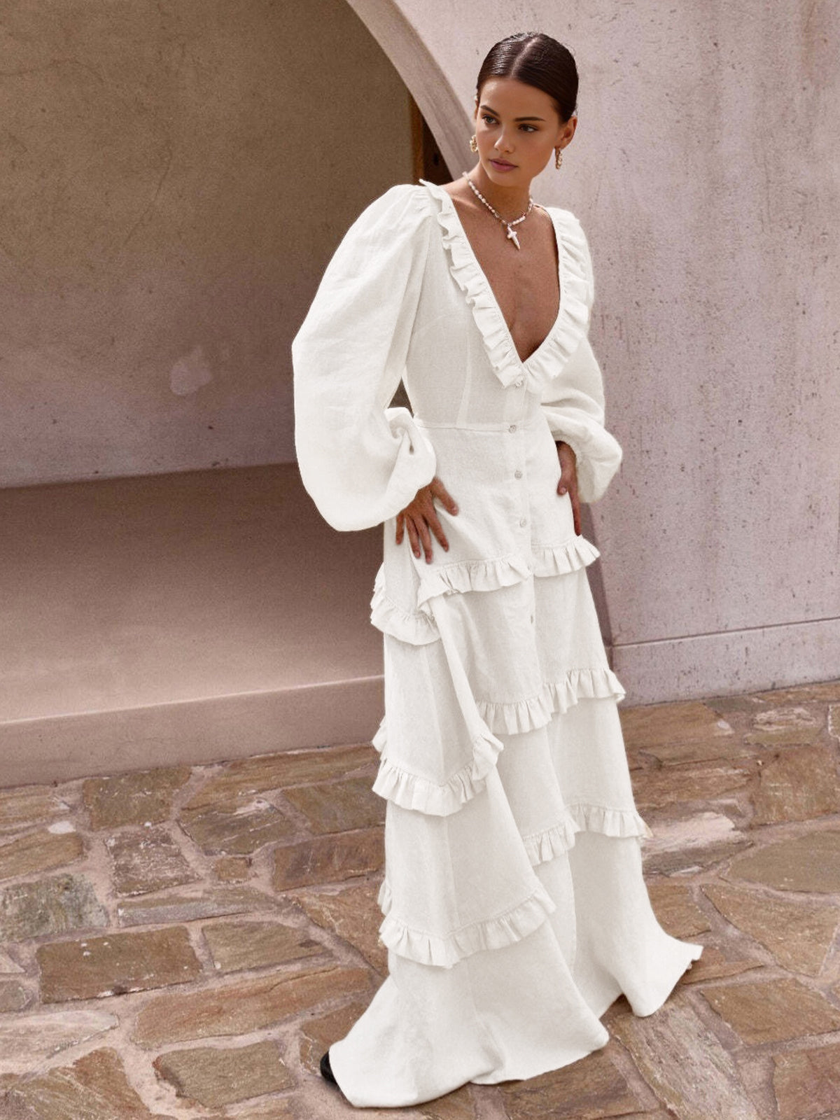Gracefully Styled Dress for Any Occasion