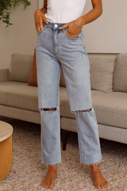 Beautifully Finished Garment in a Timeless Design