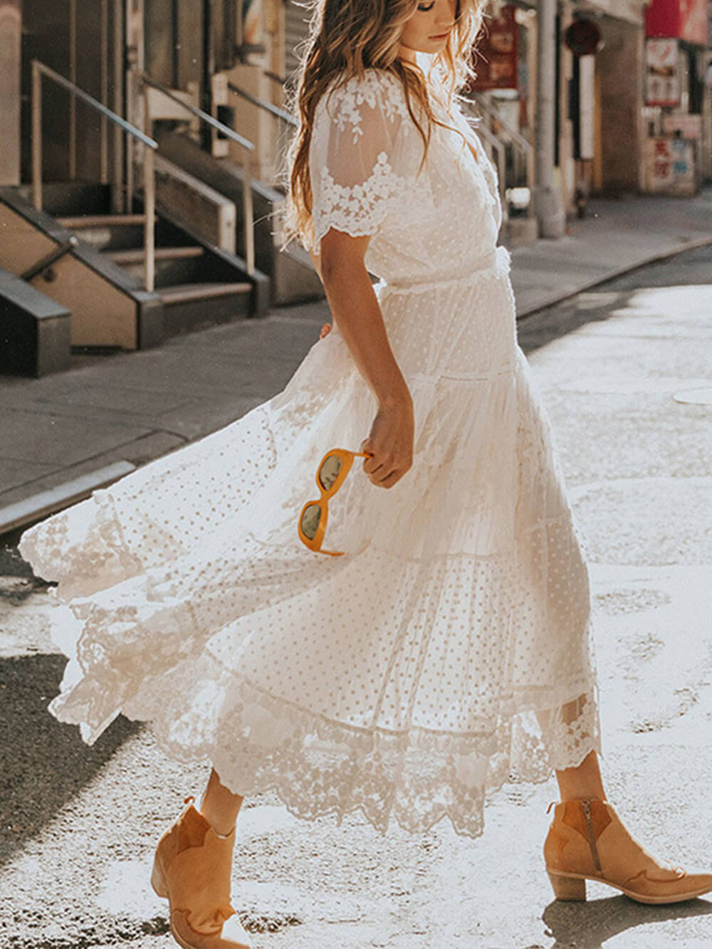 Well Tailored Dress with a Graceful Silhouette