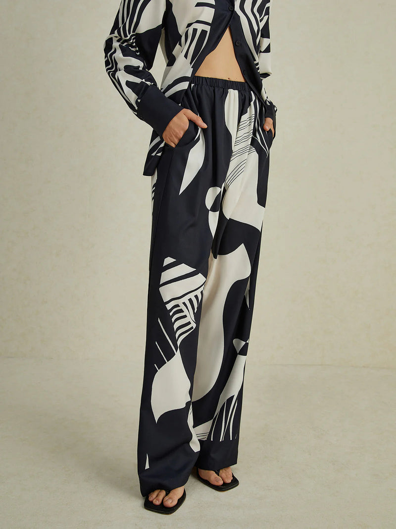 Beautifully Crafted Pants in a Classic Style