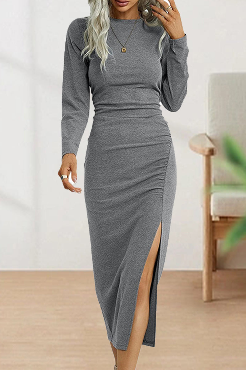 Sophisticated Dress with a Clean Classic Look