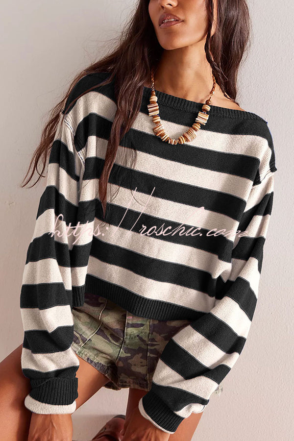 Effortlessly Elegant Sweater with a Timeless Design
