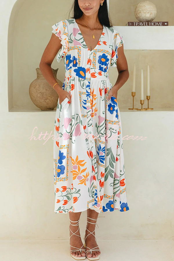 Beautifully Finished Dress in a Timeless Design