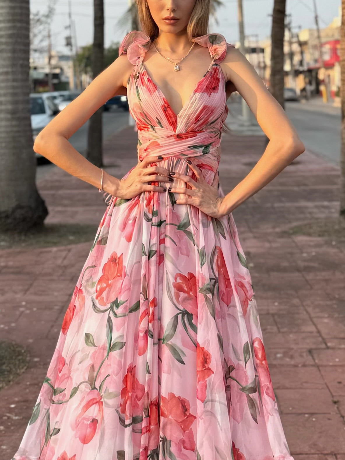 Gracefully Styled Dress for Any Occasion