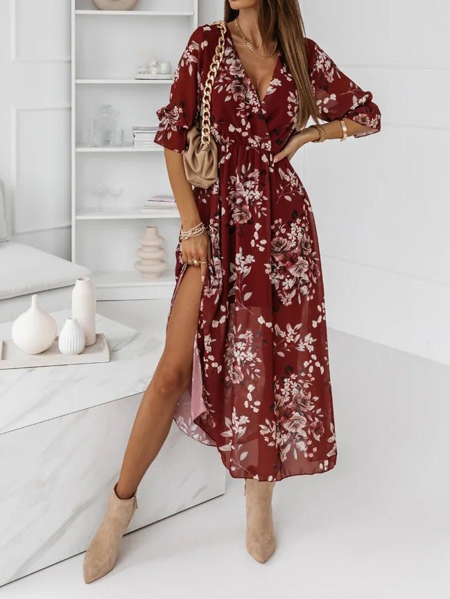 Classic Vintage Dress with a Flattering Fit
