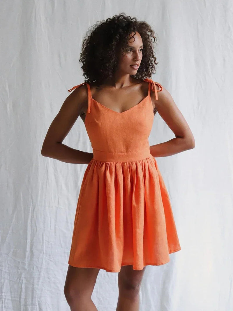 Gracefully Styled Dress for Any Occasion