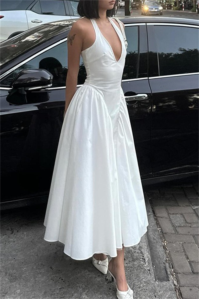 Beautifully Crafted Dress in a Classic Style