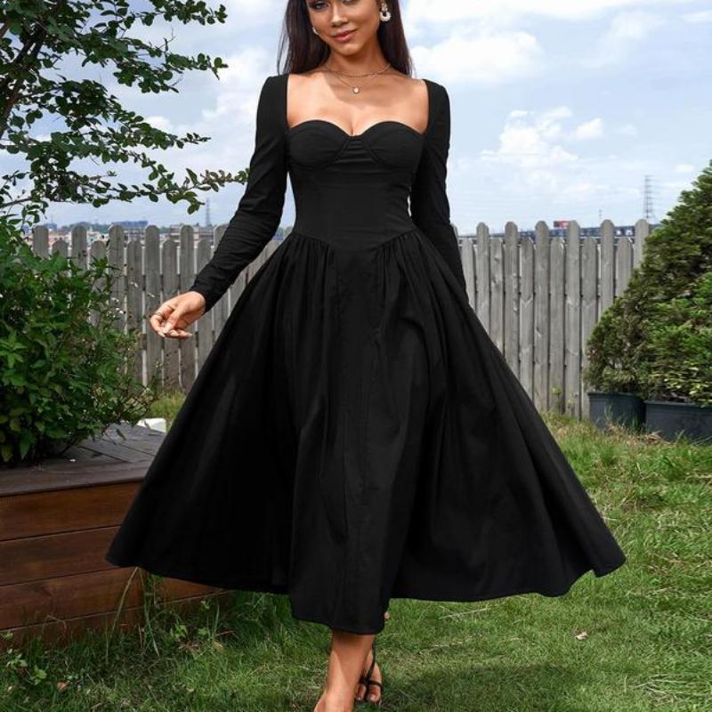 A Vintage Style Dress with Delicate Timeless Details