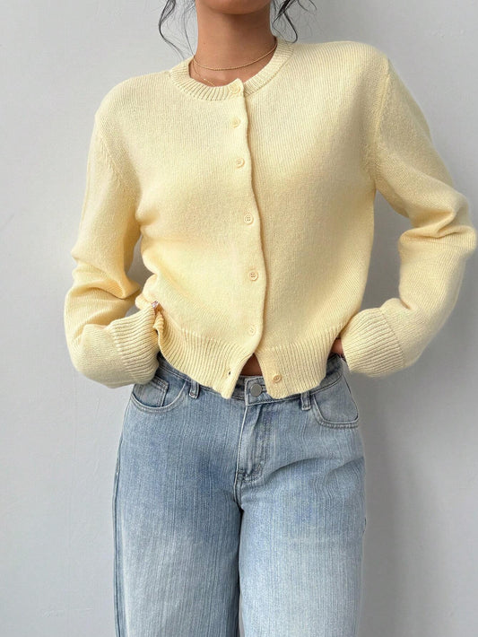 Gracefully Styled Cardigan for Any Occasion