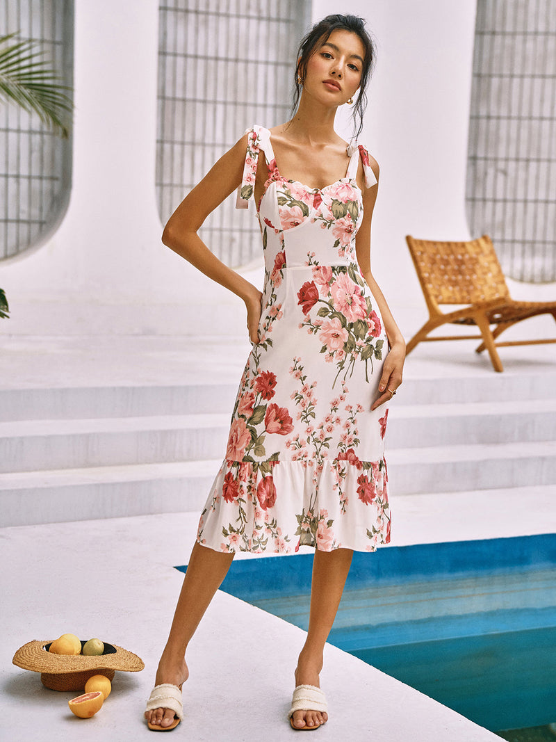 Beautifully Finished Dress in a Timeless Design