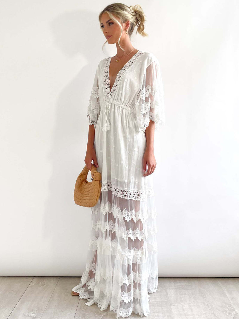Beautifully Crafted Dress in a Classic Style