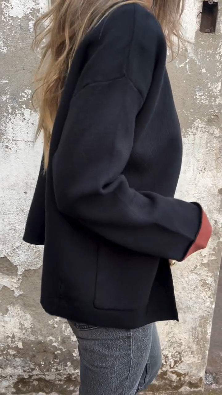 Elegantly Styled Cardigan for Everyday Wear