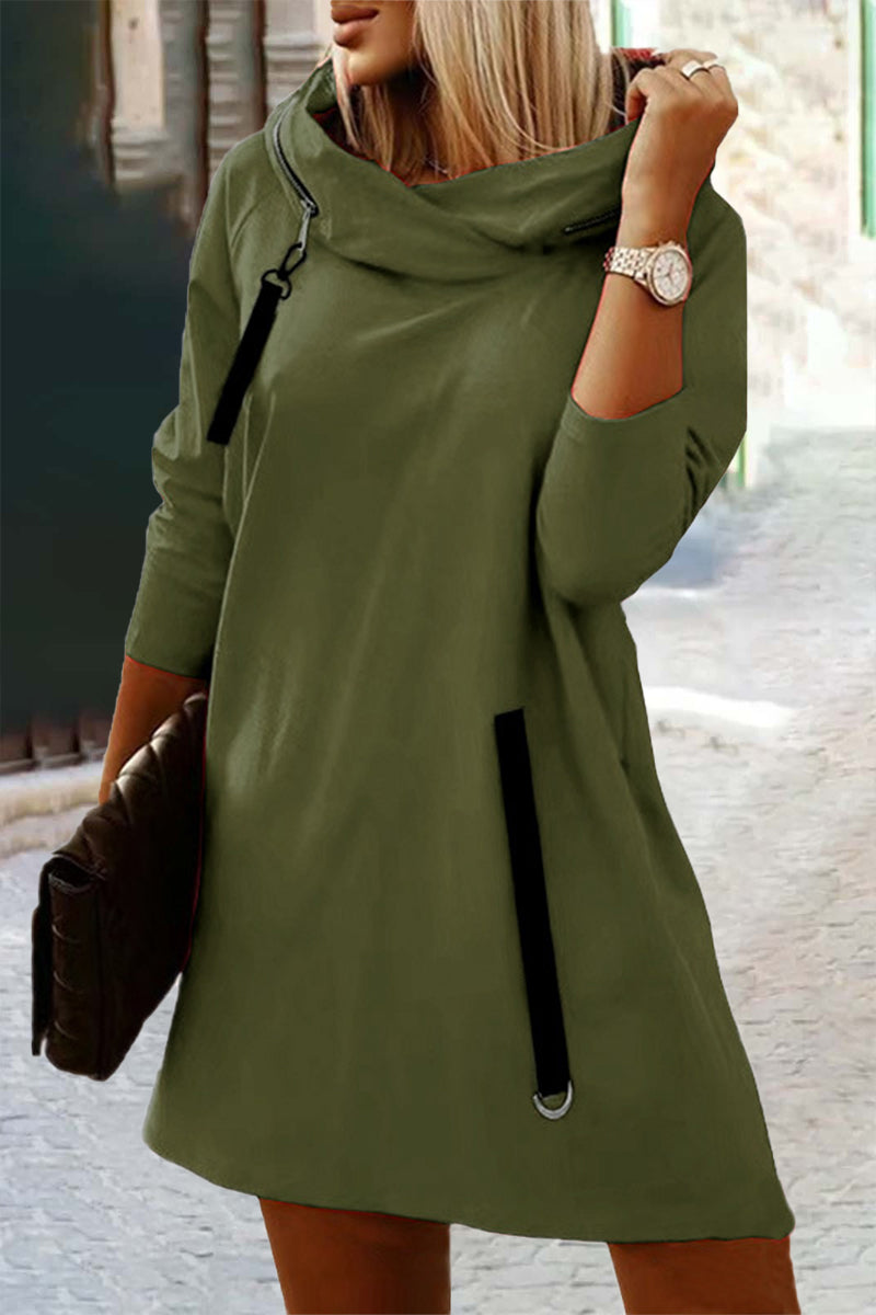 Beautifully Finished Dress in a Timeless Design