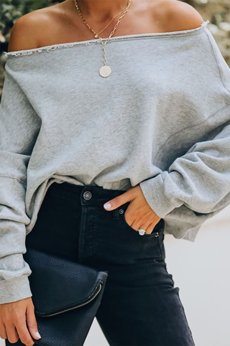 Gracefully Styled Garment for Any Occasion